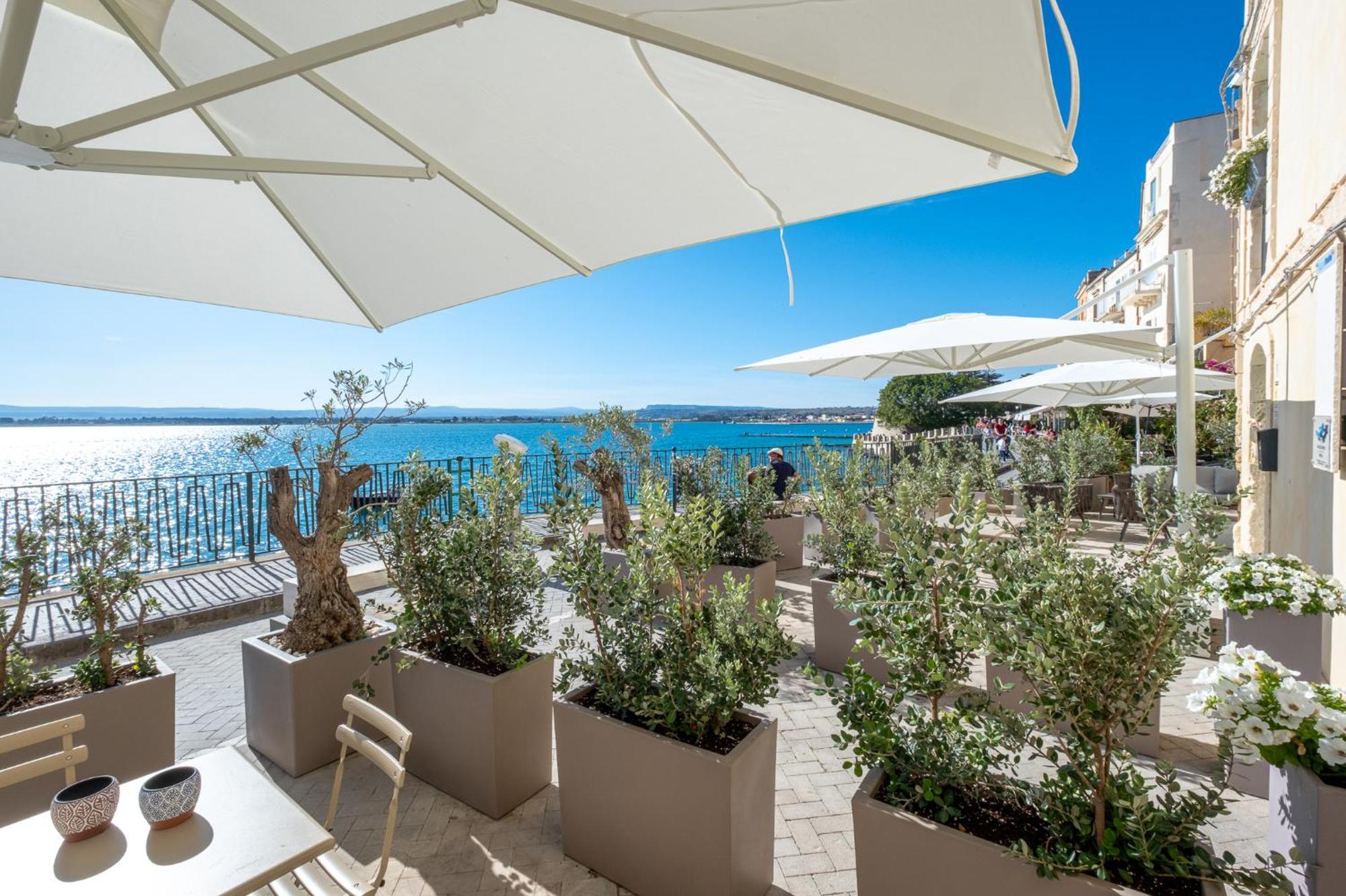 Palazzo Alfeo Aparthotel 4*